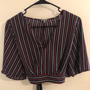 cropped striped tie around top